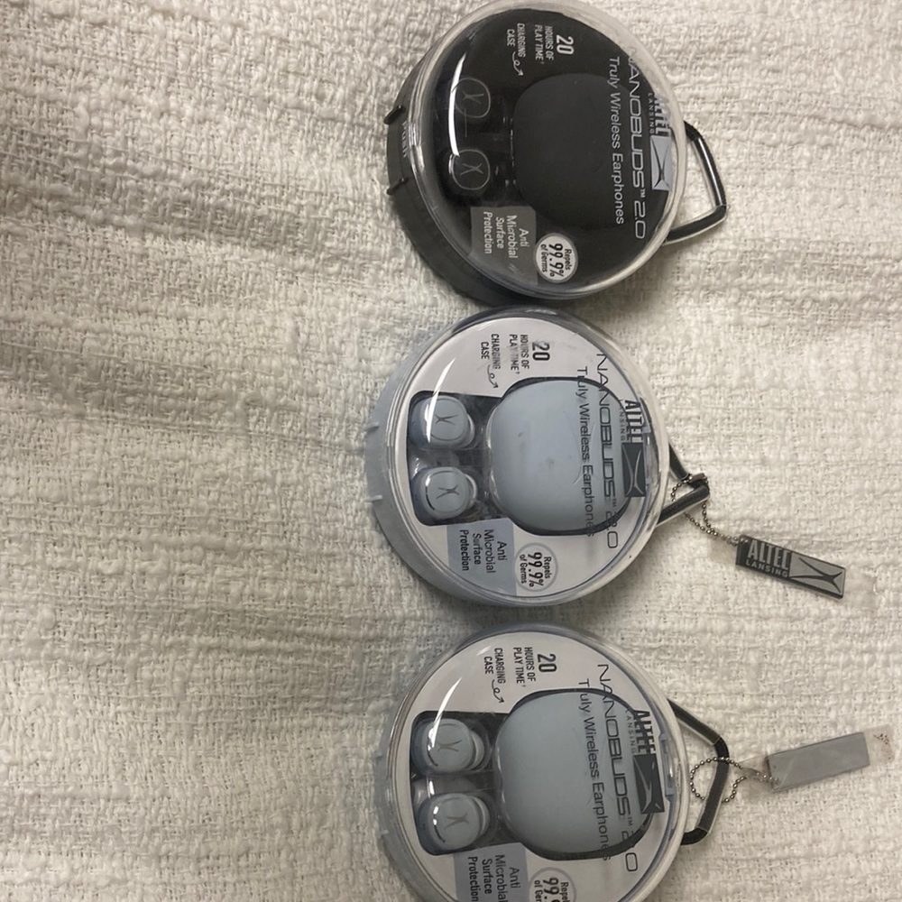 Nanobuds wireless earphones ( 3 bundled )